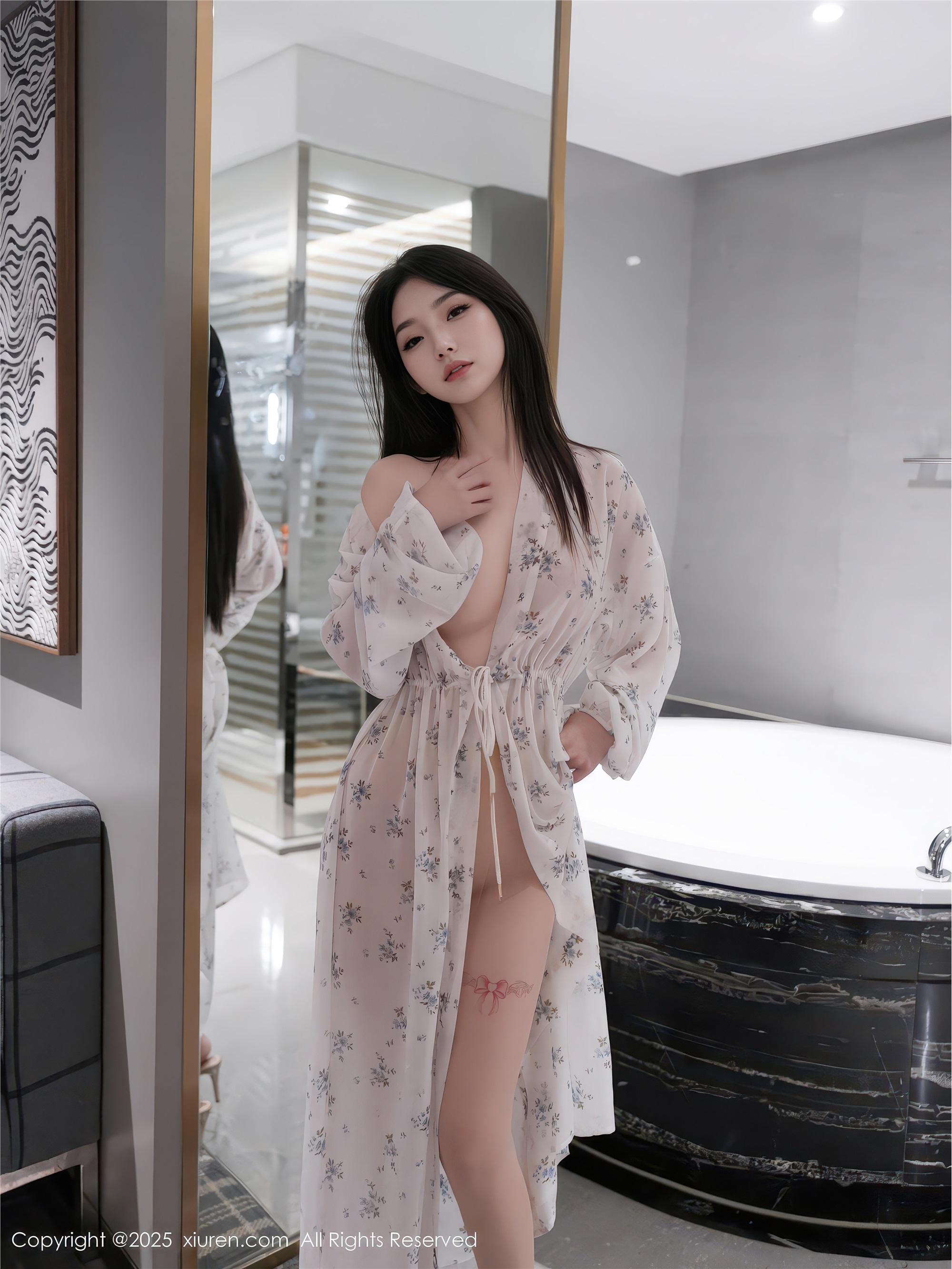 Xiuren秀人网 2025.11.14 NO.10988 烧烧小桃